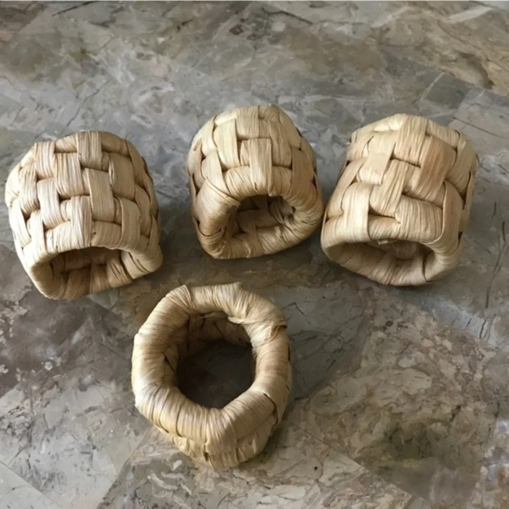 Set of 4 Natural Woven Rattan Raffia Napkin Rings * Bonus 4 Ivory‎ Napkins